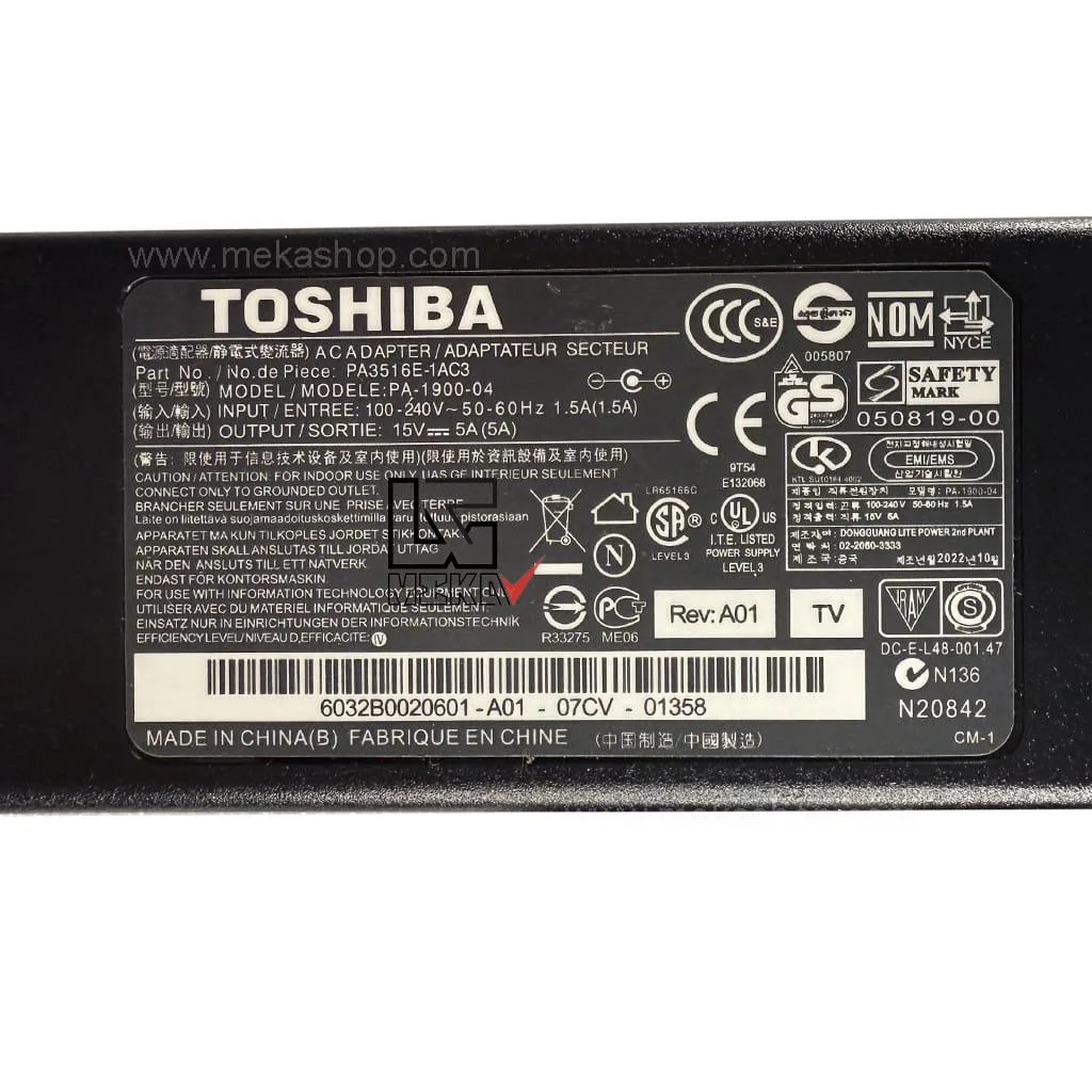 Toshiba-15V-5A-Pin-6.3-3.0
